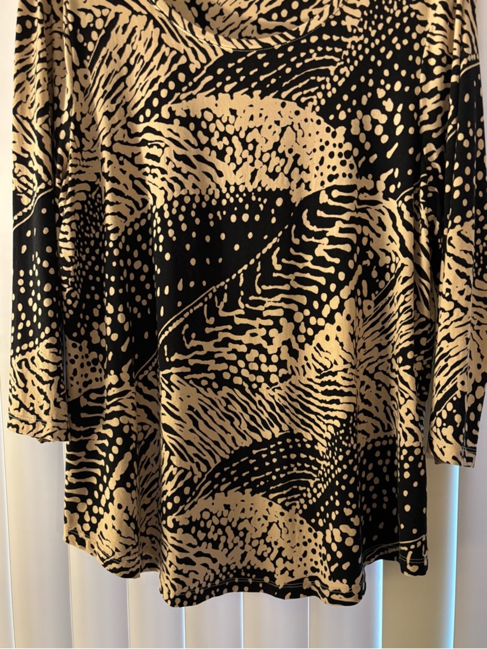 JM Collection Black and Tan Women’s Top Size L - Picture 3 of 8